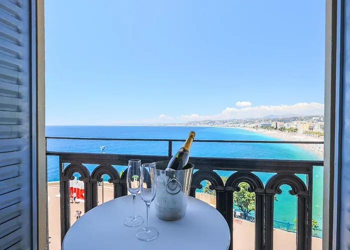 Outstanding View - Large 1 Bdr with AC